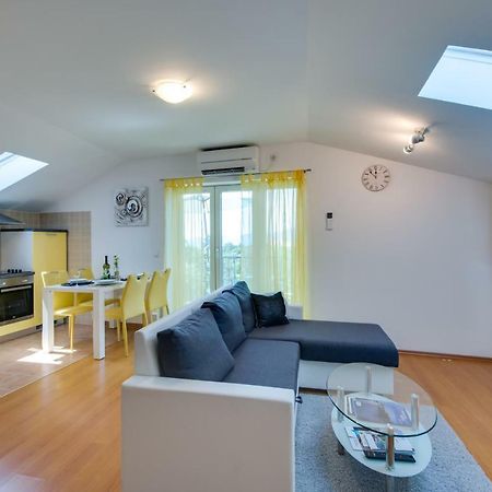 Apartmani Admiral Viskovo Экстерьер фото
